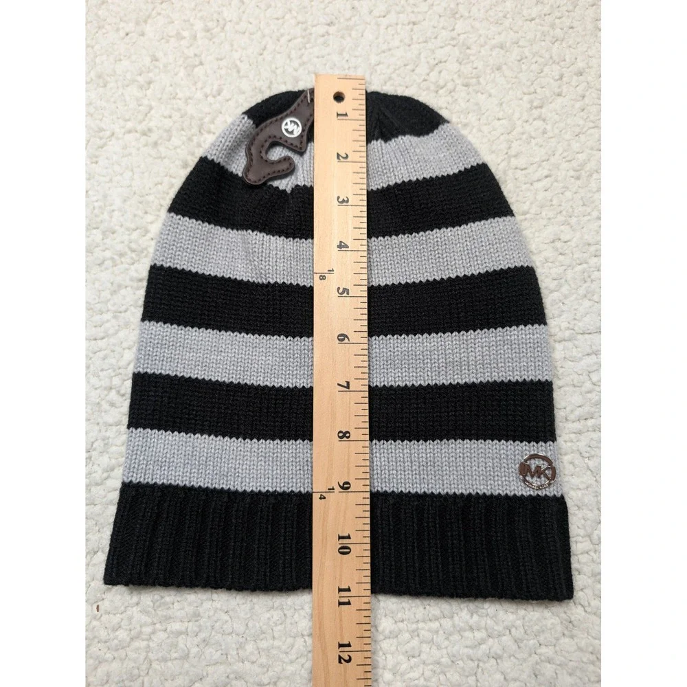 Michael Kors Mens Beanie Striped Knit Acrylic Black Gray Metallic Logo OS Hat